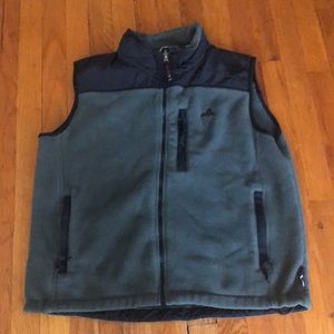 Women’s Eastern mountain sports vest.